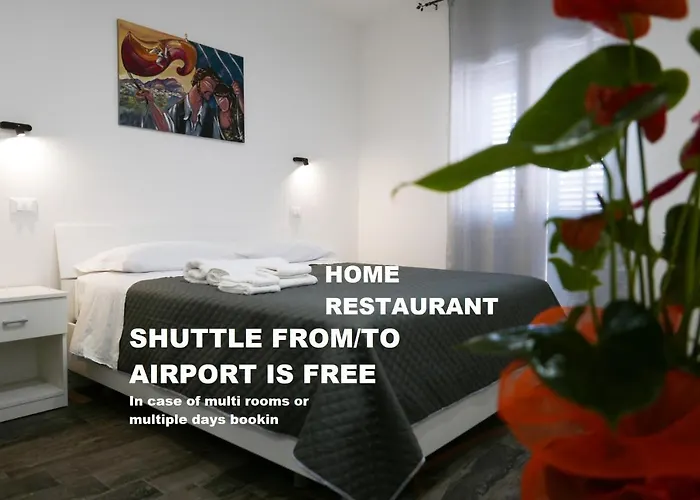 Opera Boutique Rooms
