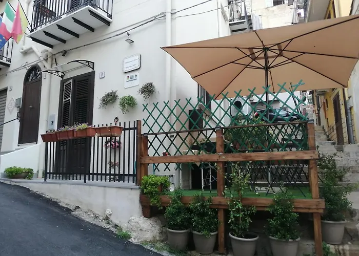 Opera Boutique Rooms